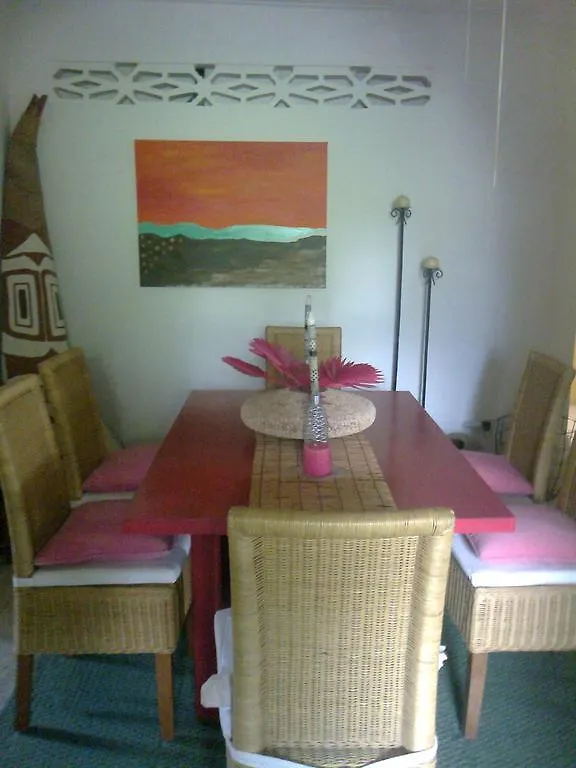 Homestay Eclectic Chic House Apartment Bridgetown